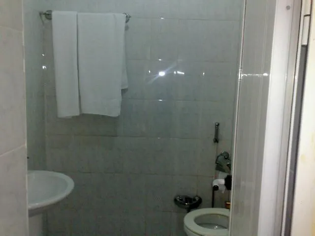 Titanik Hotel Baky