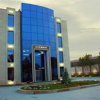 Titanik Hotel Baky