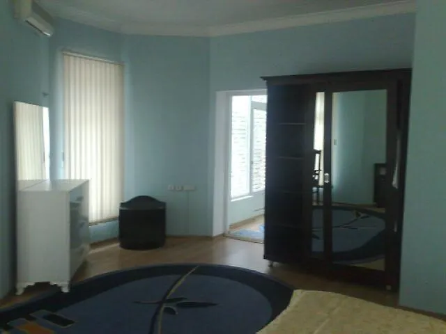 Titanik Hotel Μπακού 4*,